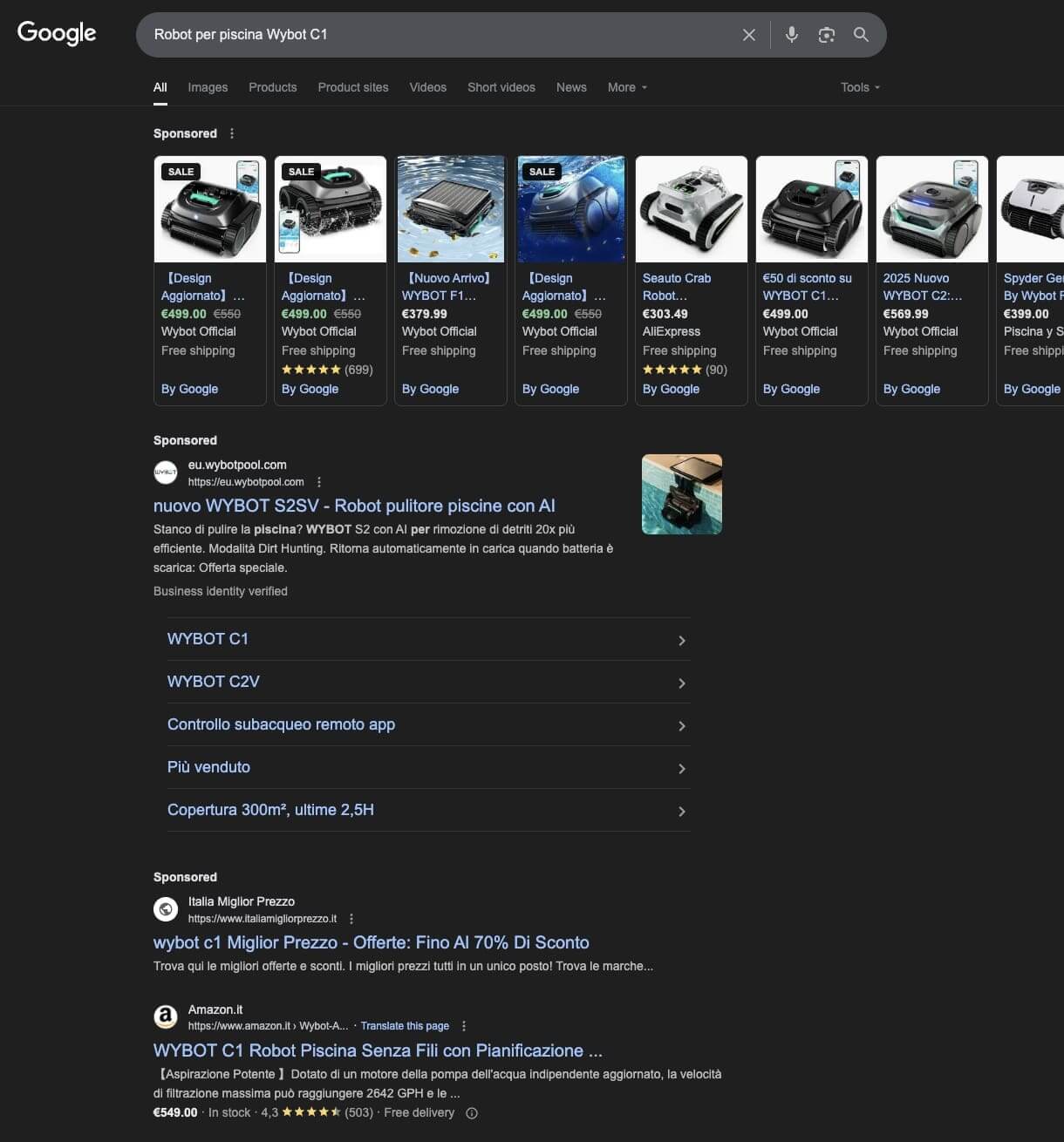 screenshot della pagina dei risultati Google per la ricerca "robot per piscina Wybot C1". I risultati dimostrano un intento di ricerca transazionale.