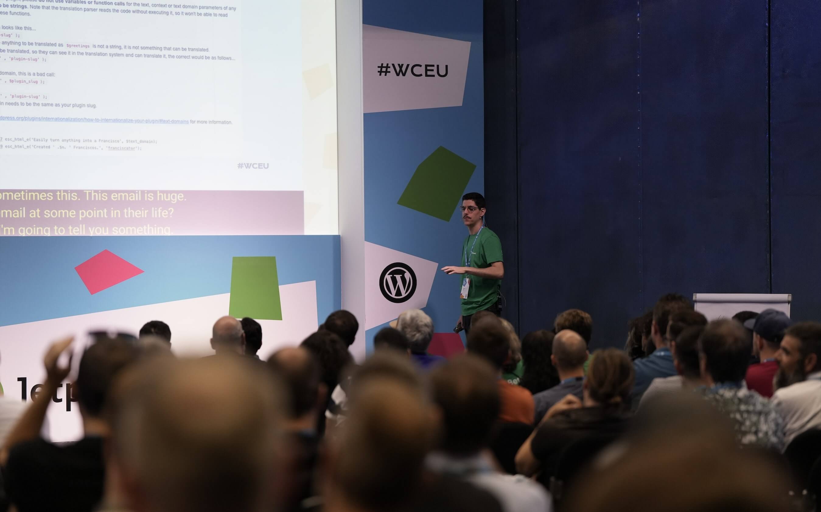 foto da un evento WordCamp Europe dove SiteGround ha partecipato facendo interventi e presentazioni